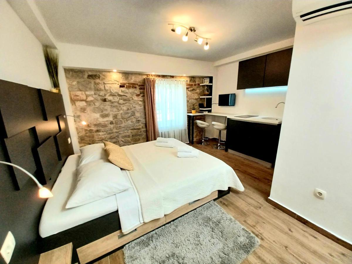Studio Apartmani Pomalo/ Take It Easy Spalato Esterno foto